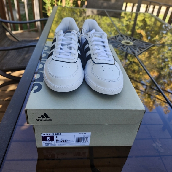 BNWT Adidas Women’s Breaknet Sleek Sneakers White Green Sz 8 Casual Tennis Y2K - Picture 8 of 11